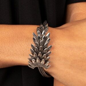 Paparazzi Silver Feathered Bracelet